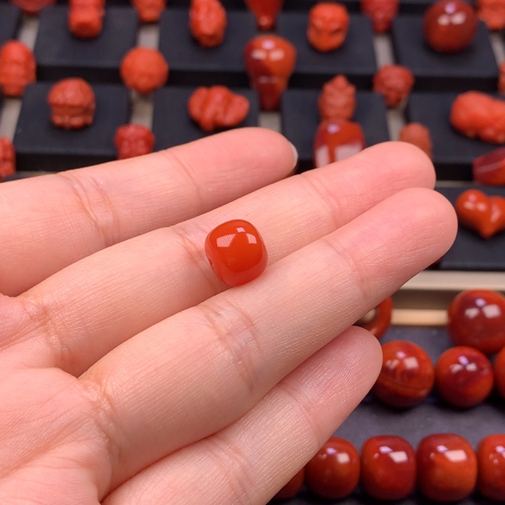 Y***Z南红玛瑙未镶嵌老型单珠9.7MM