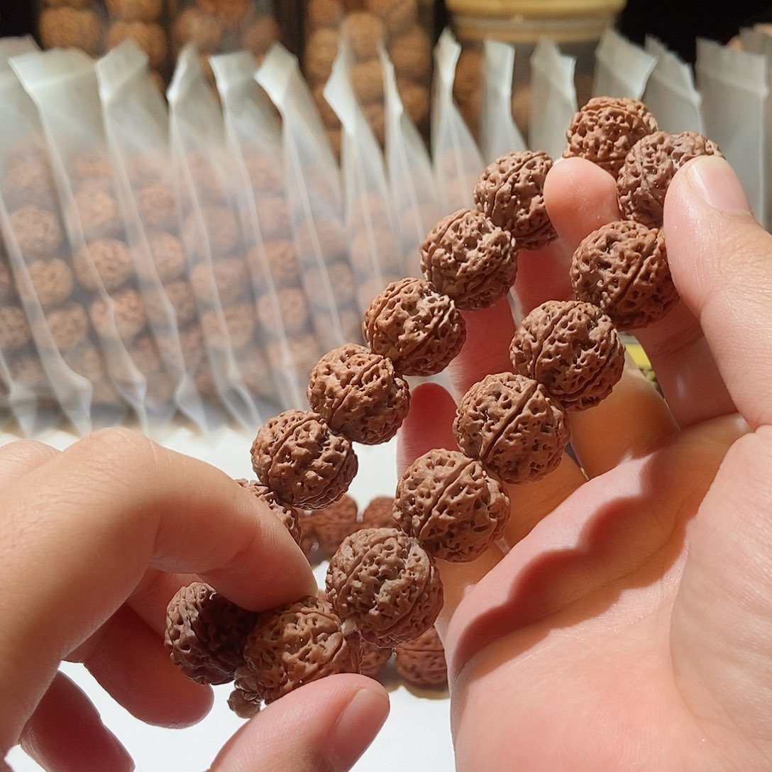 吊坠金刚菩提私人订制安娜红皮原生态梅花20mm