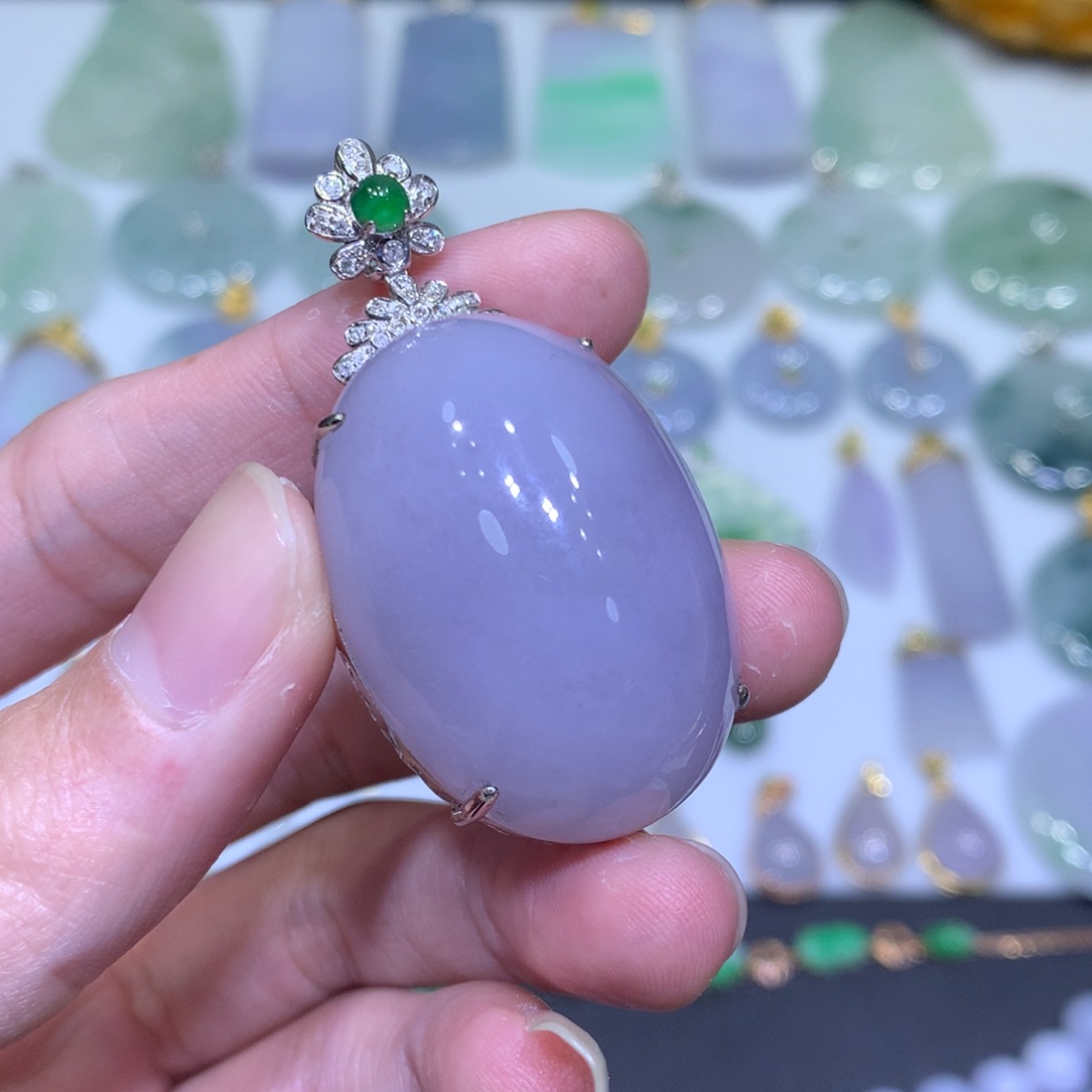 翡翠吊坠(不含链)18K金镶嵌