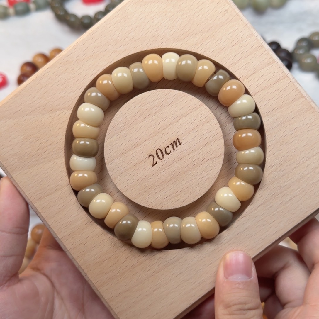 白玉菩提吊坠卡14直切蒜瓣大肠