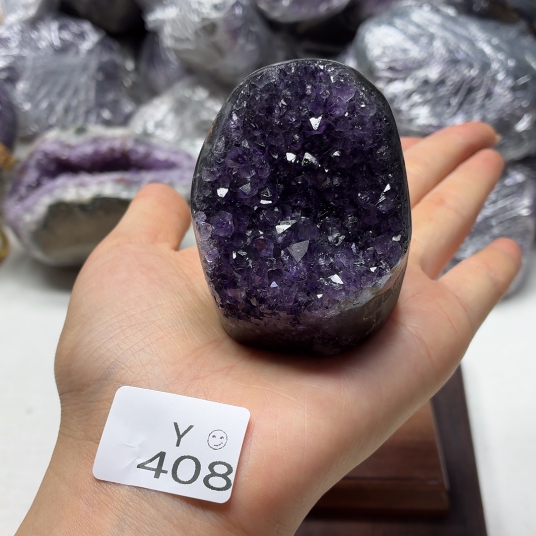 水晶摆件未镶嵌紫水晶