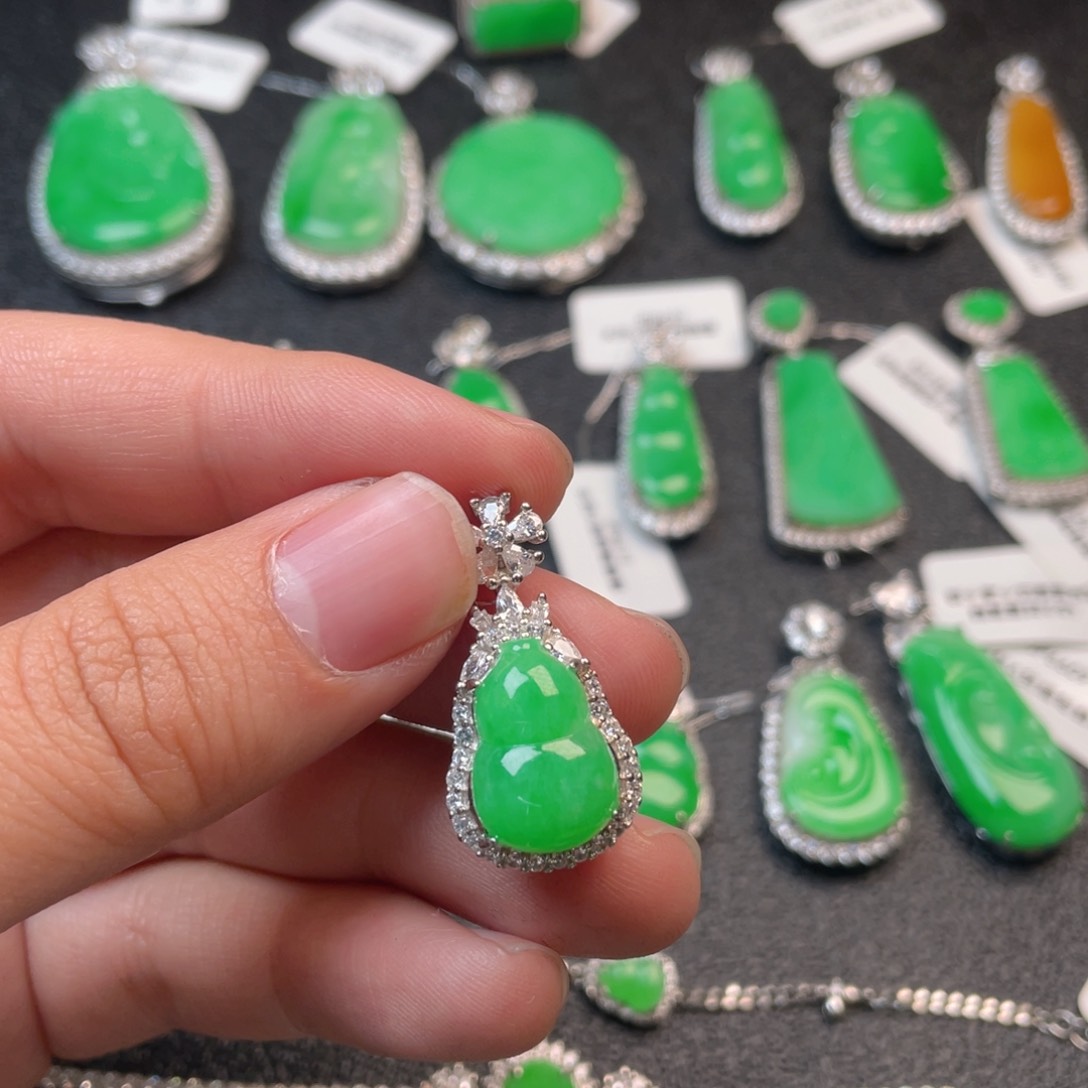 翡翠吊坠(不含链)银S925镶嵌