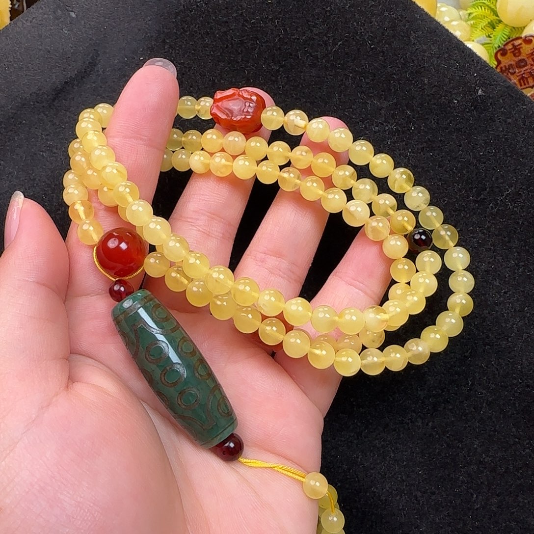 蜜蜡未镶嵌珠宝奇石6