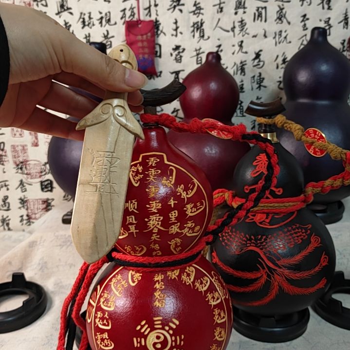 李*天手工雕刻大漆工艺，9天玄女天医