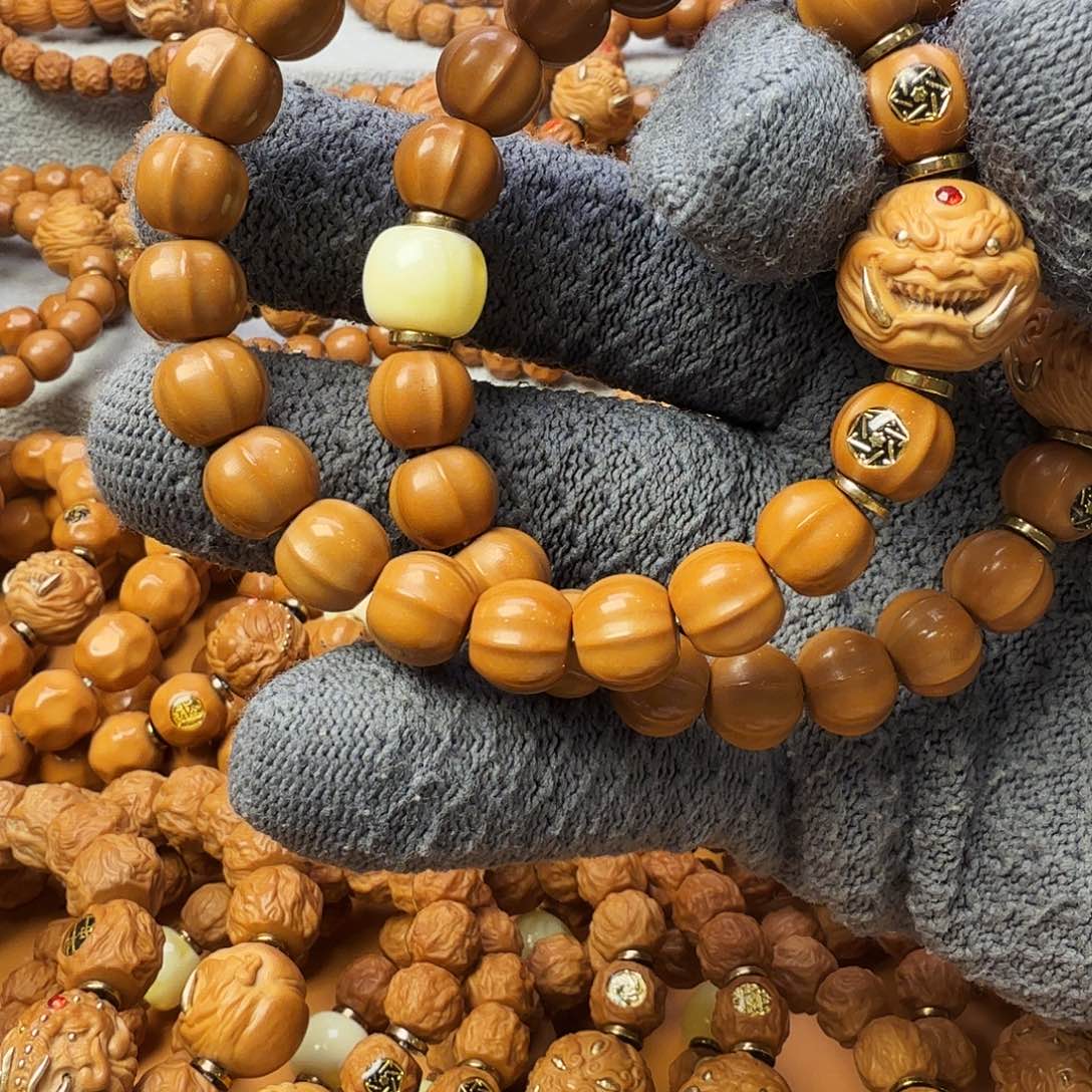 猴头核桃手串鲨鱼加獠牙