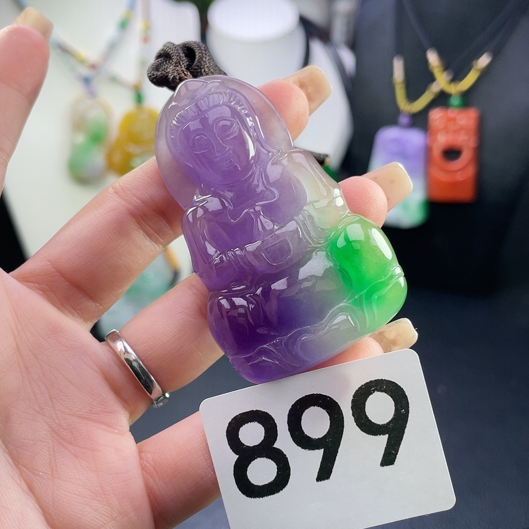 翡翠未镶嵌吊坠(赠链)