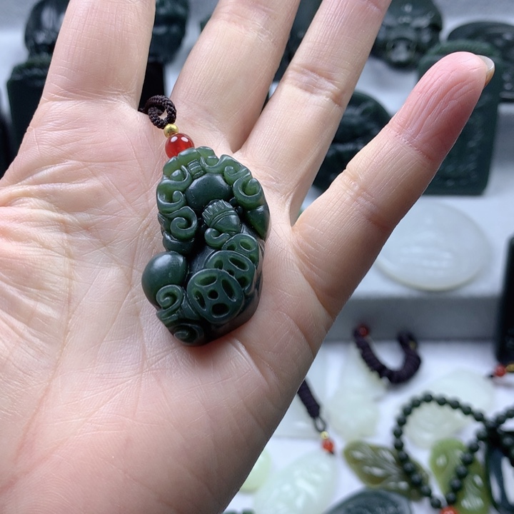 和田玉（青玉）项圈未镶嵌