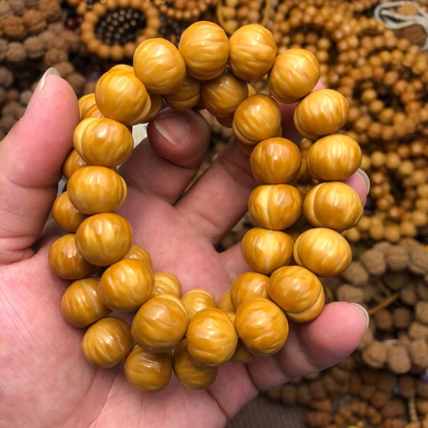 【爱心屁桃光珠单圈】15mm左右猴头核桃手串（微黑点介意勿拍）