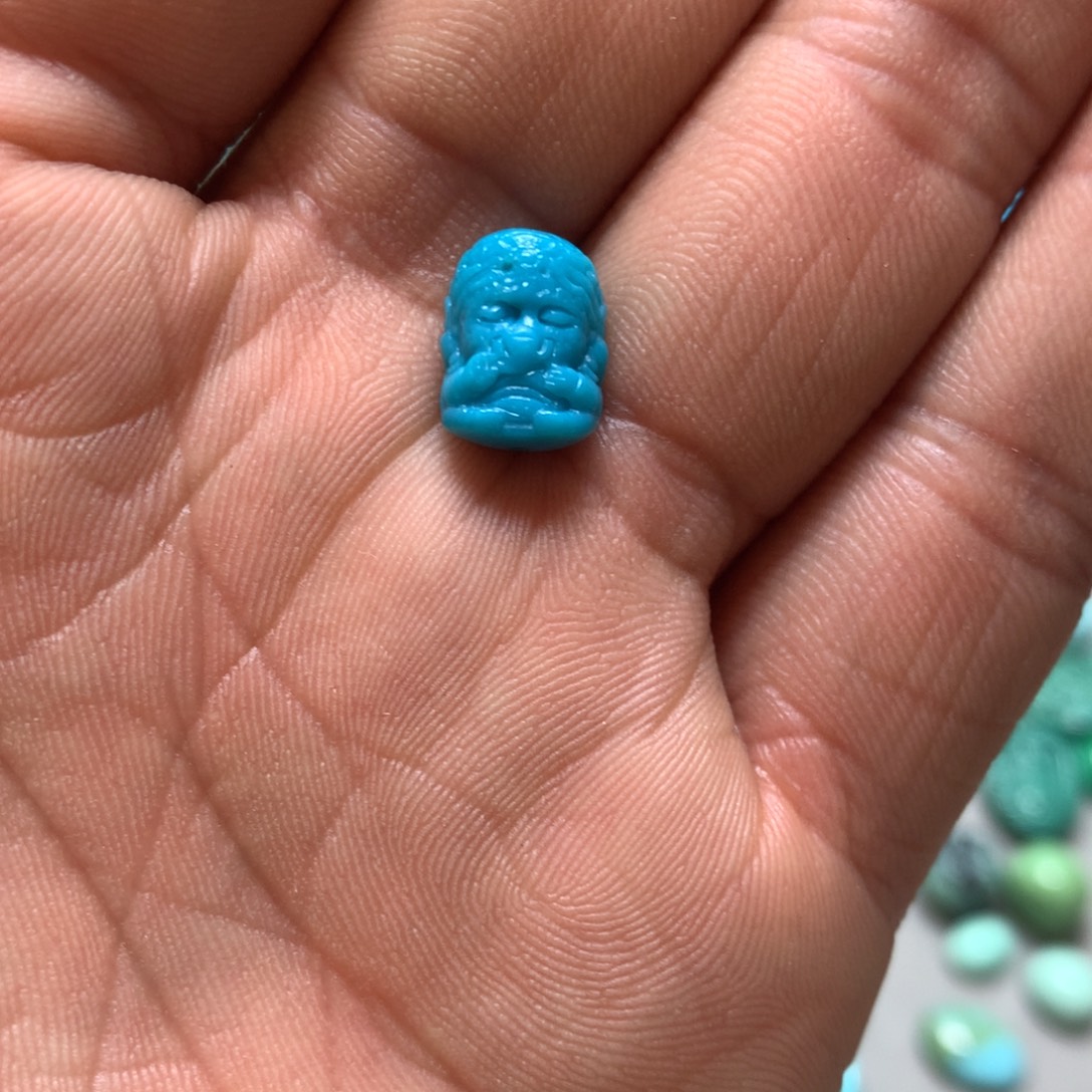 绿松石未镶嵌颈饰