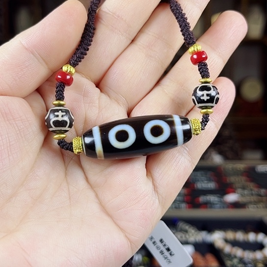 玛瑙/玉髓颈饰合金