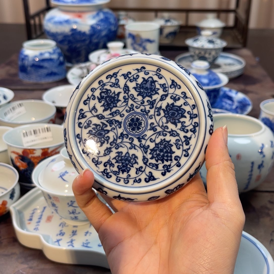 瓷片闪闪闪闪闪闪闪闪闪闪