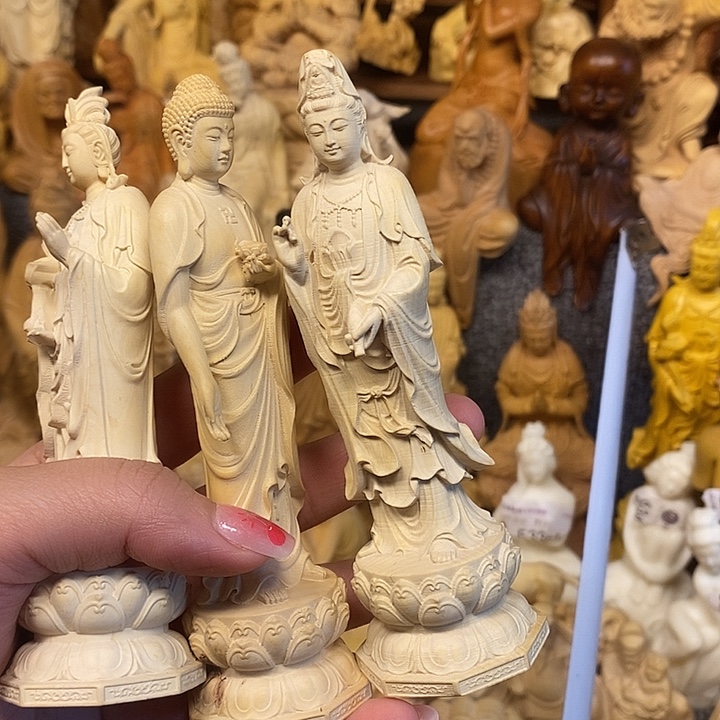 黄杨木黄杨木瑕疵三圣