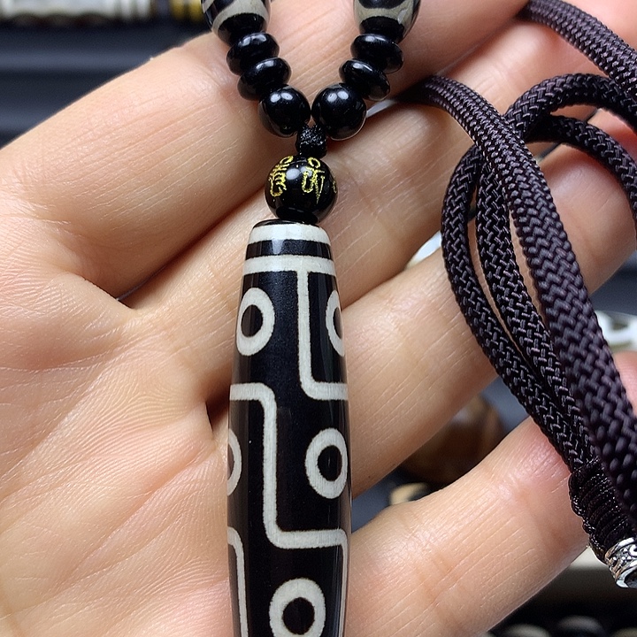 用***6玛瑙/玉髓未镶嵌颈饰