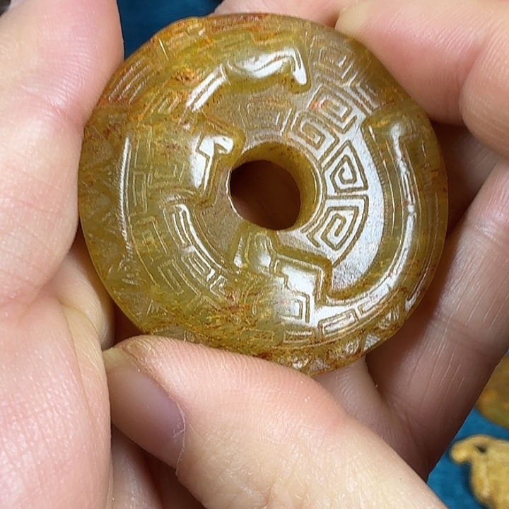 和田玉（糖玉）未镶嵌挂件