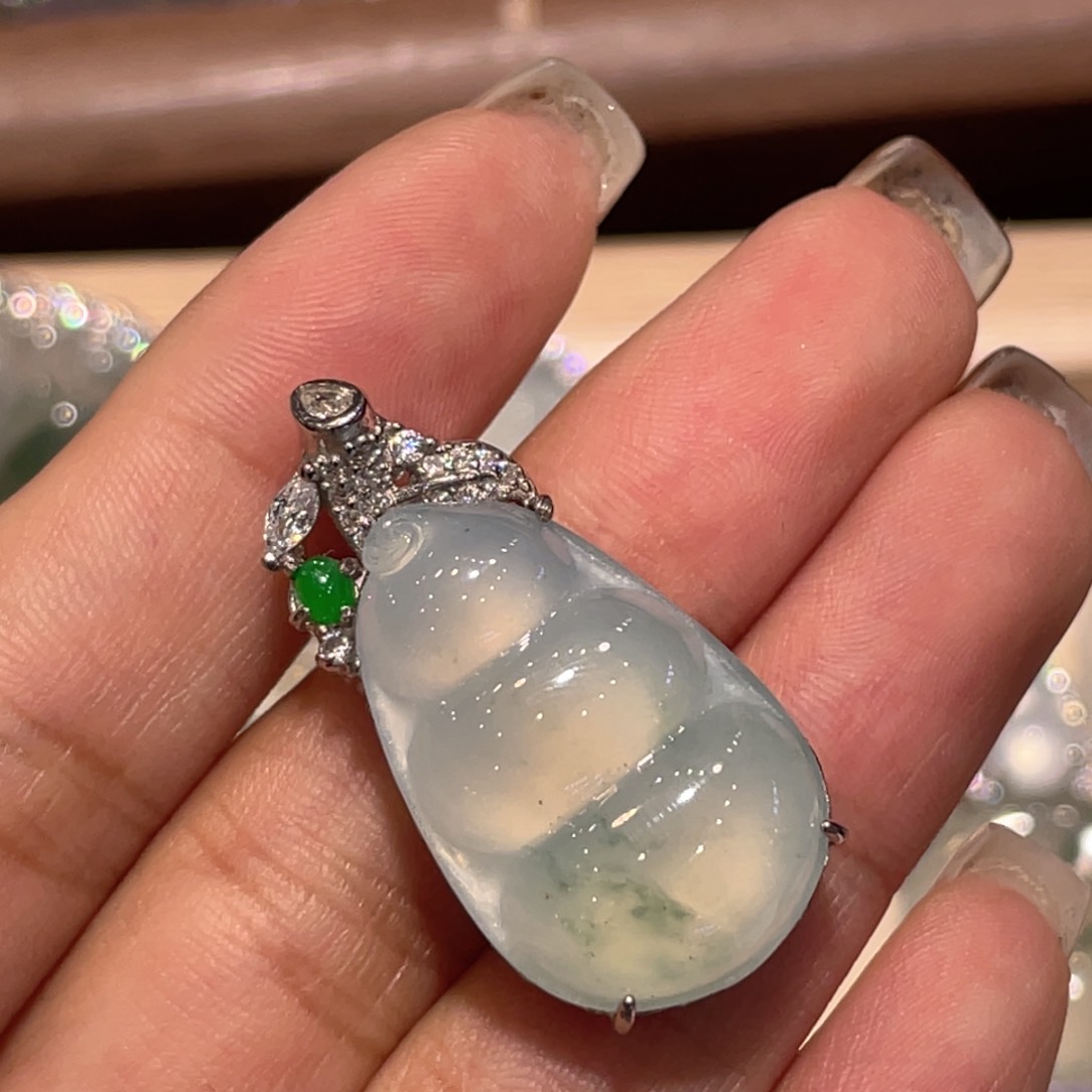 颈饰银S925镶嵌翡翠吊坠