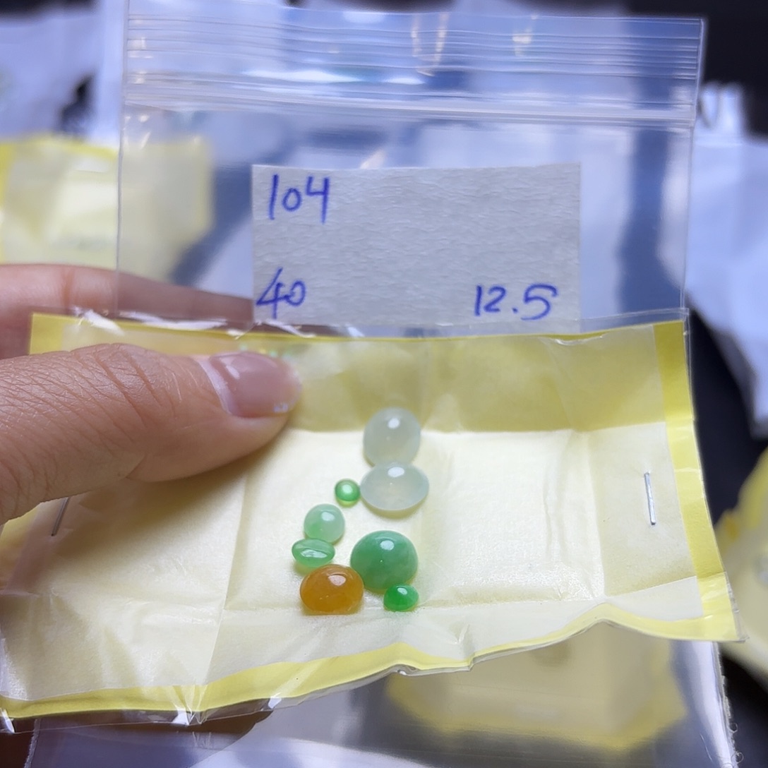 定制翡翠未镶嵌不退