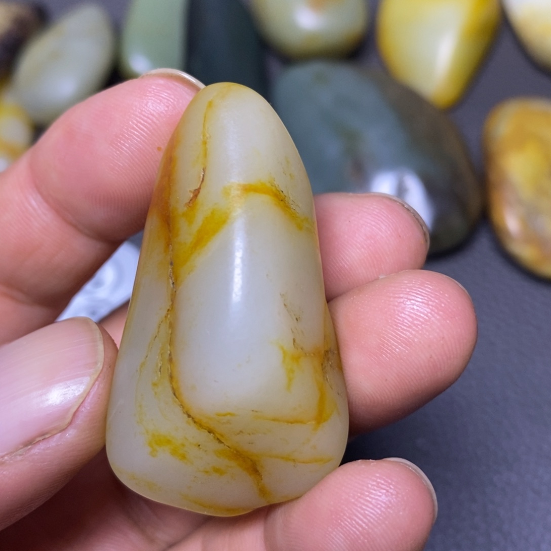 和田玉（糖玉）未镶嵌挂件