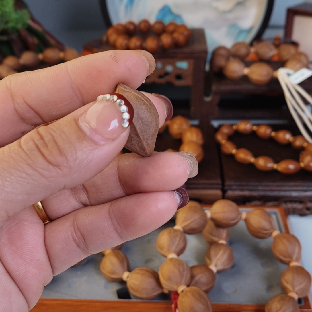 橄榄核手串&****&橄榄核1.7/2.6