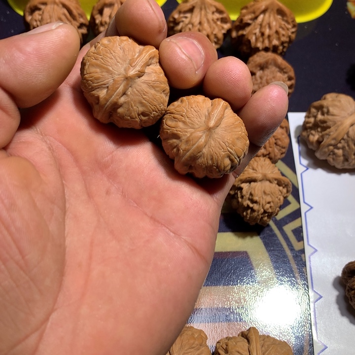 文玩核桃吊坠元宝33