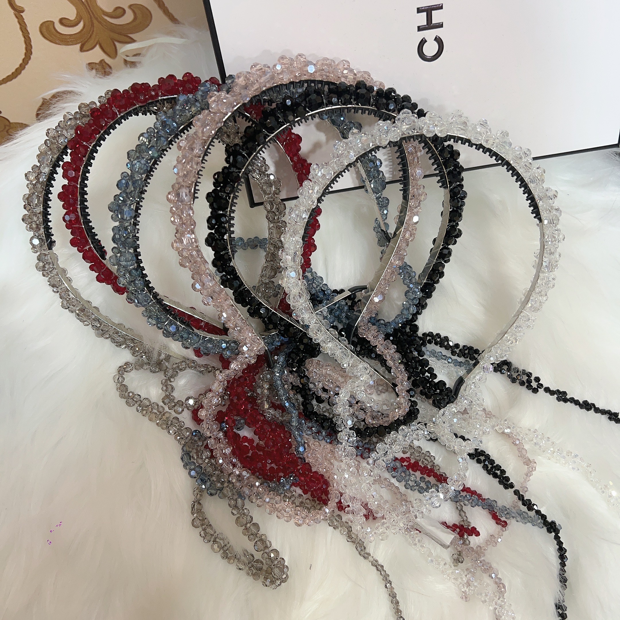 休闲时尚往后爆款晶晶石流苏发箍简约百搭高级轻奢小香风发饰