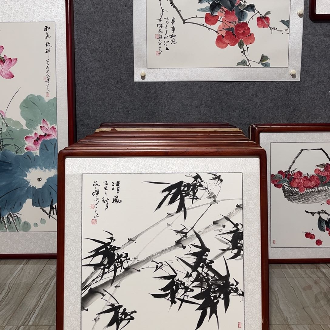 国画书画作品带框63×63