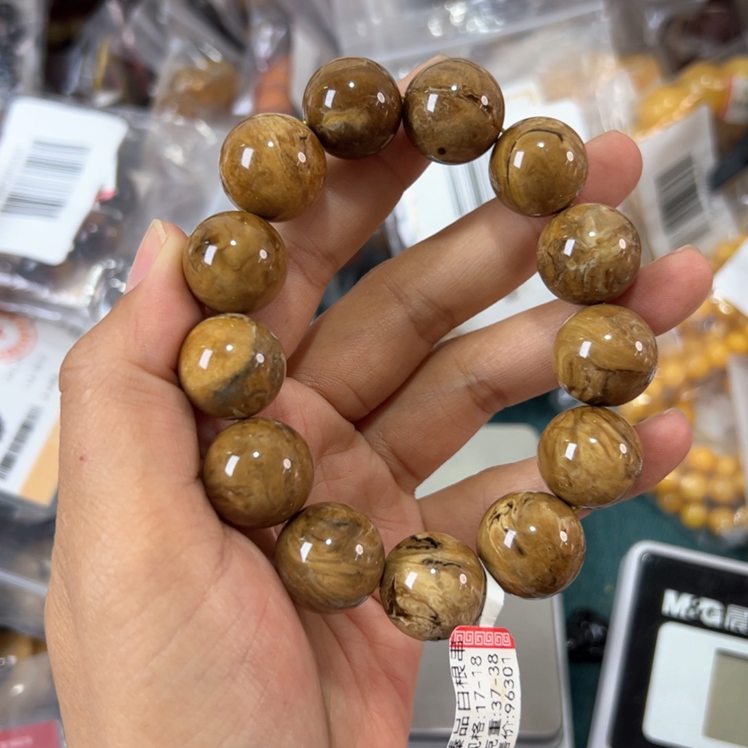琥珀珠宝奇石未镶嵌749