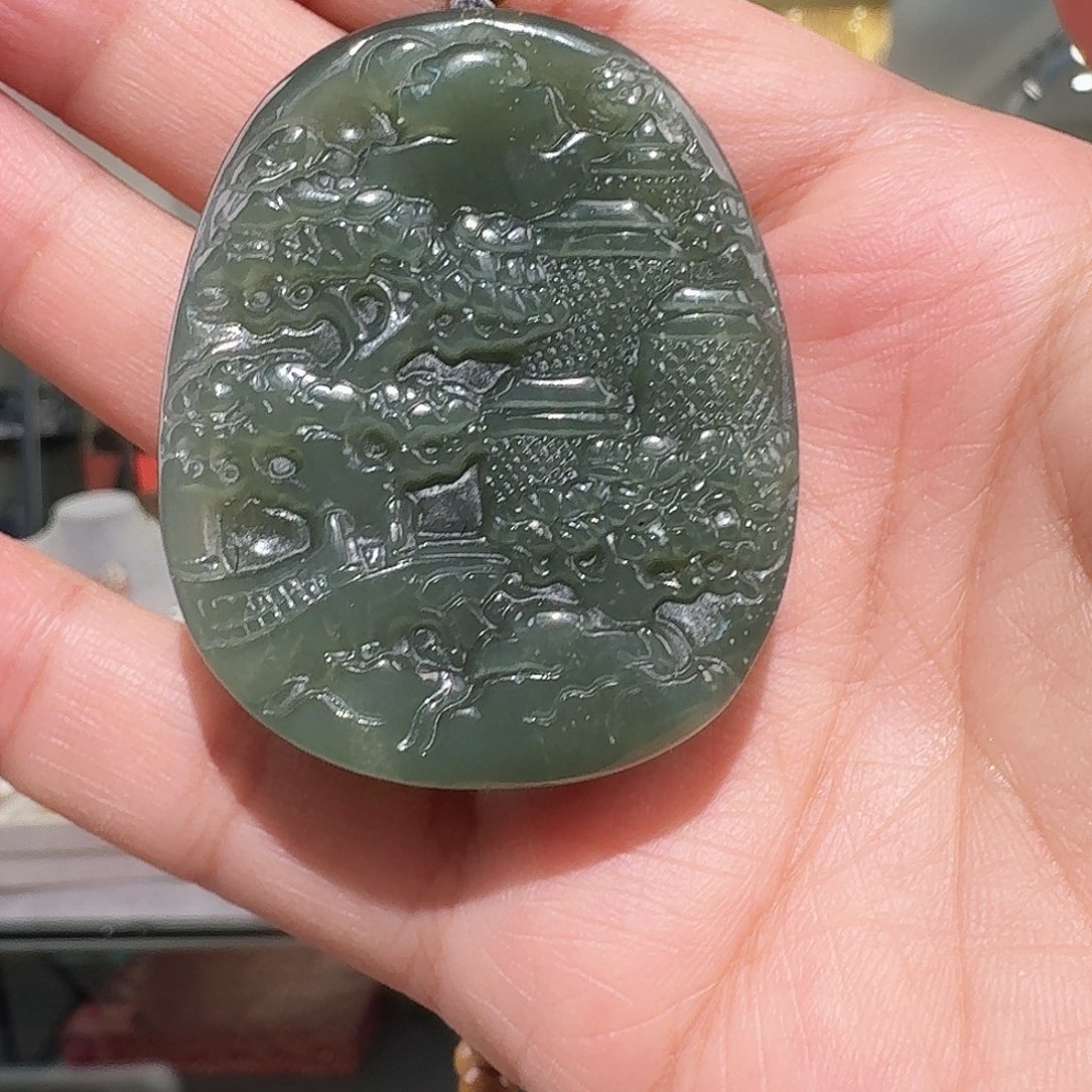 和田玉未镶嵌颈饰