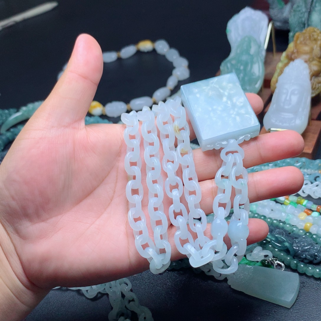 A***祺定制翡翠未镶嵌翡翠