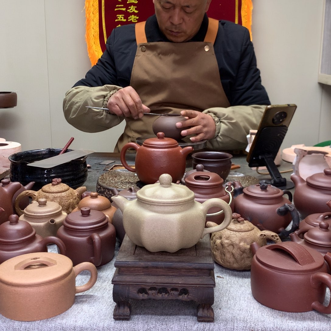 段泥茶壶八面玲珑260c半手工制作
