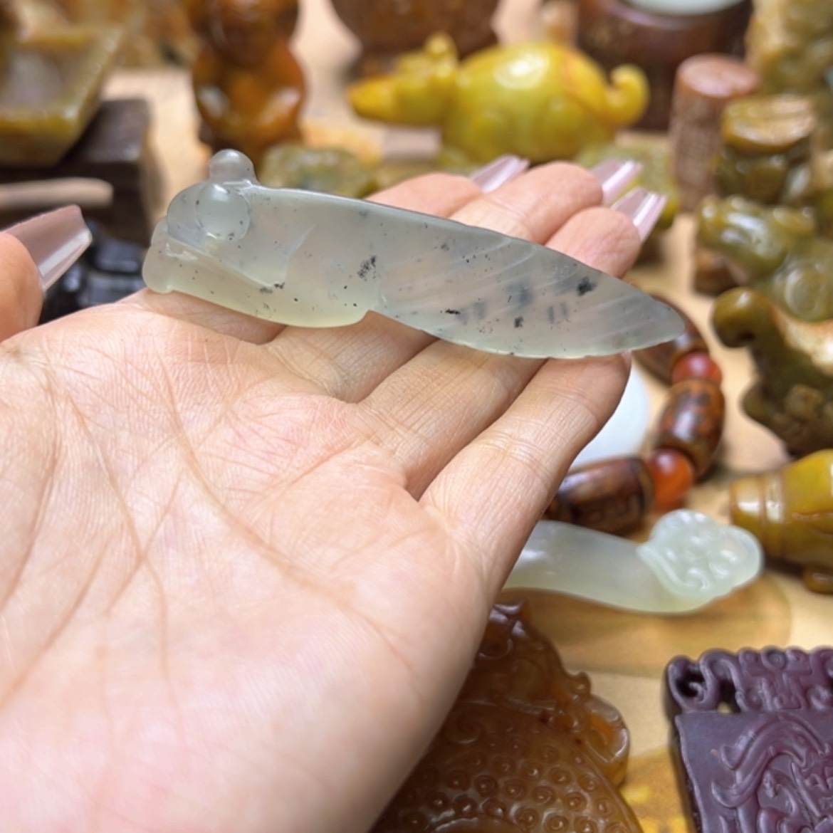 【闪购商品】蛇纹石玉颈饰未镶嵌