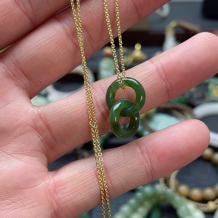 和田玉吊坠未镶嵌