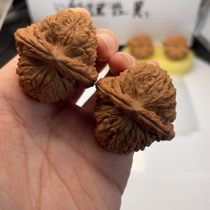 文玩核桃吊坠南疆40