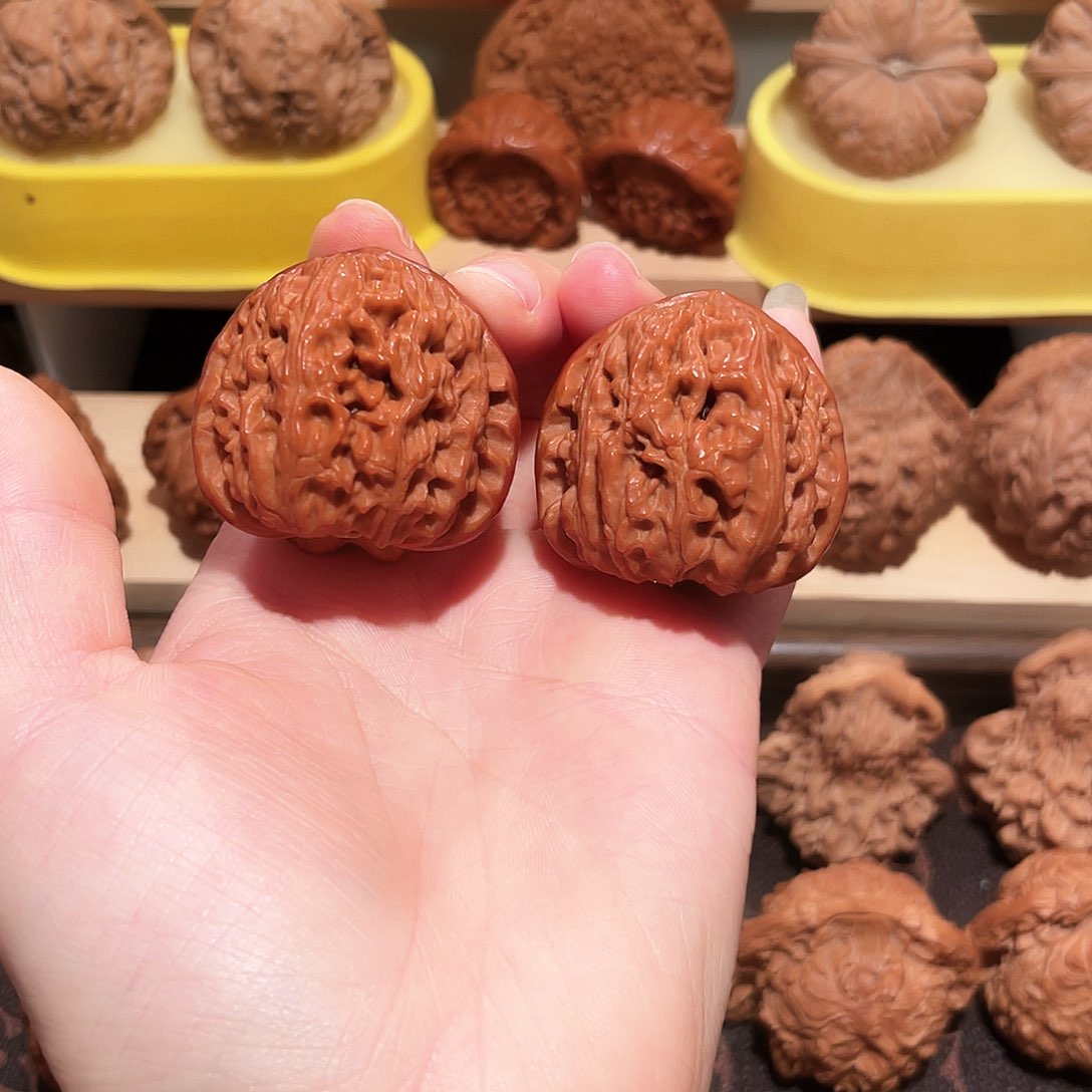 文玩核桃把件白狮子37