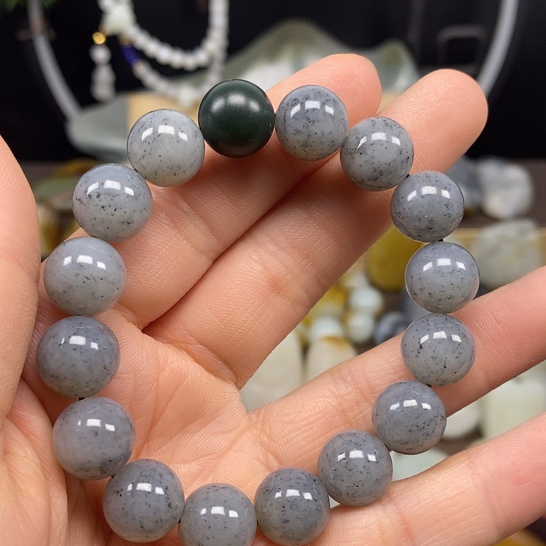 和田玉手串未镶嵌