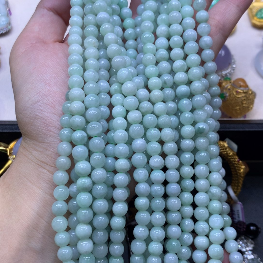 翡翠未镶嵌颈饰天然A货