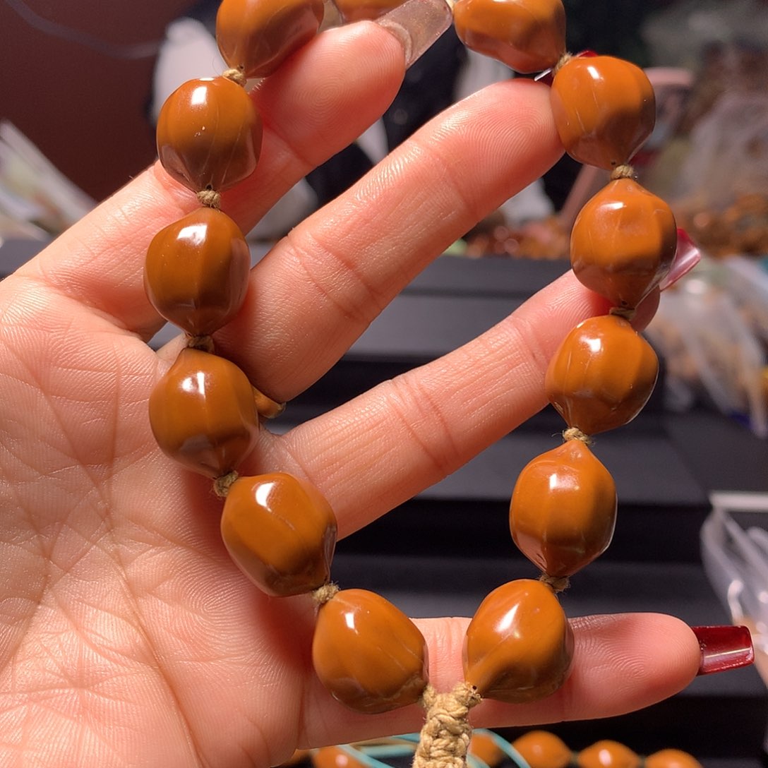 橄榄核手串/手链0****.三花手串