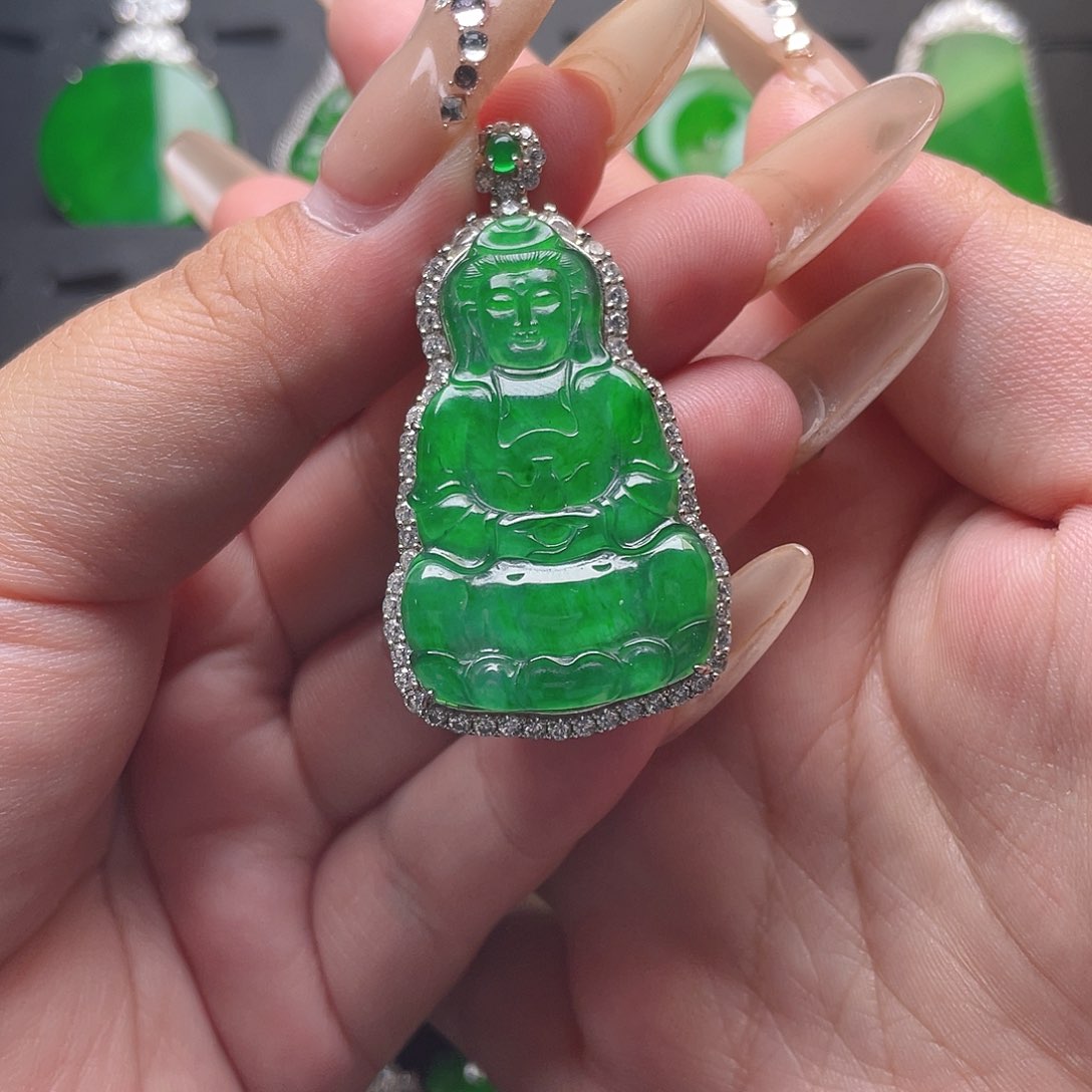 翡翠颈饰银S925镶嵌观音