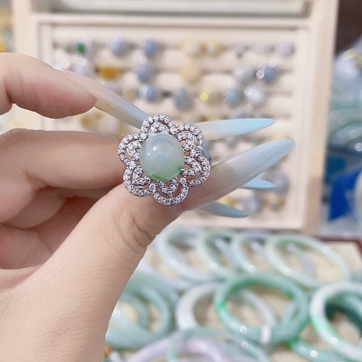 颈饰未镶嵌翡翠天然翡翠Ａ货