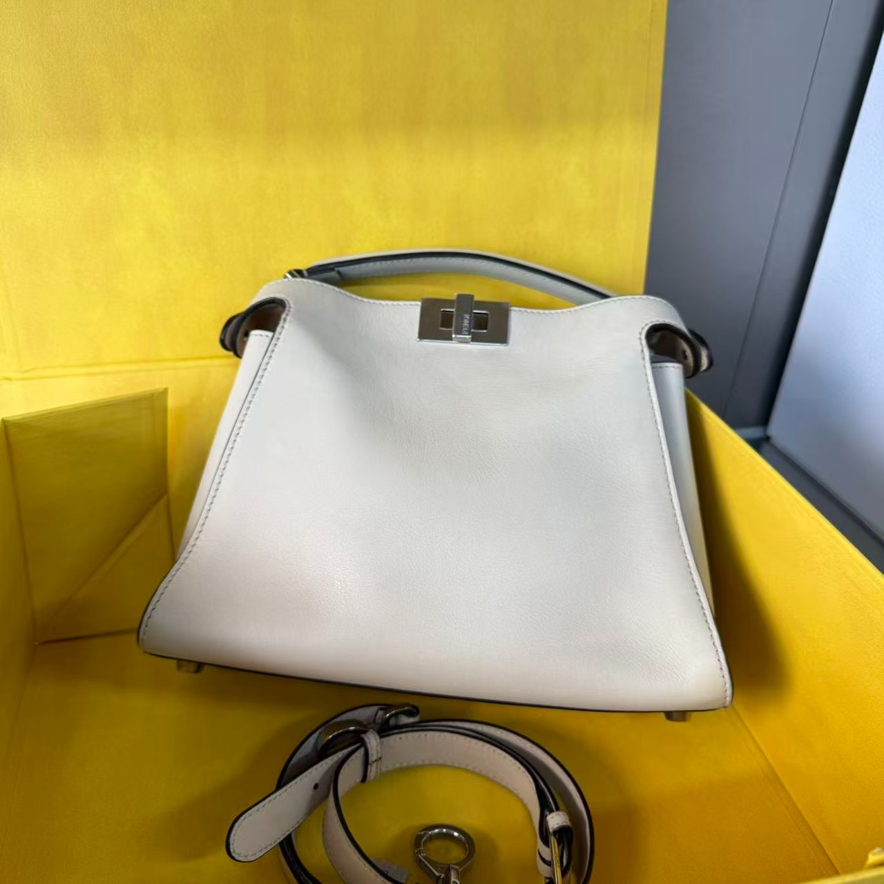 99新 FENDI/芬迪 唐唐专属/单肩包/杭州仓/157