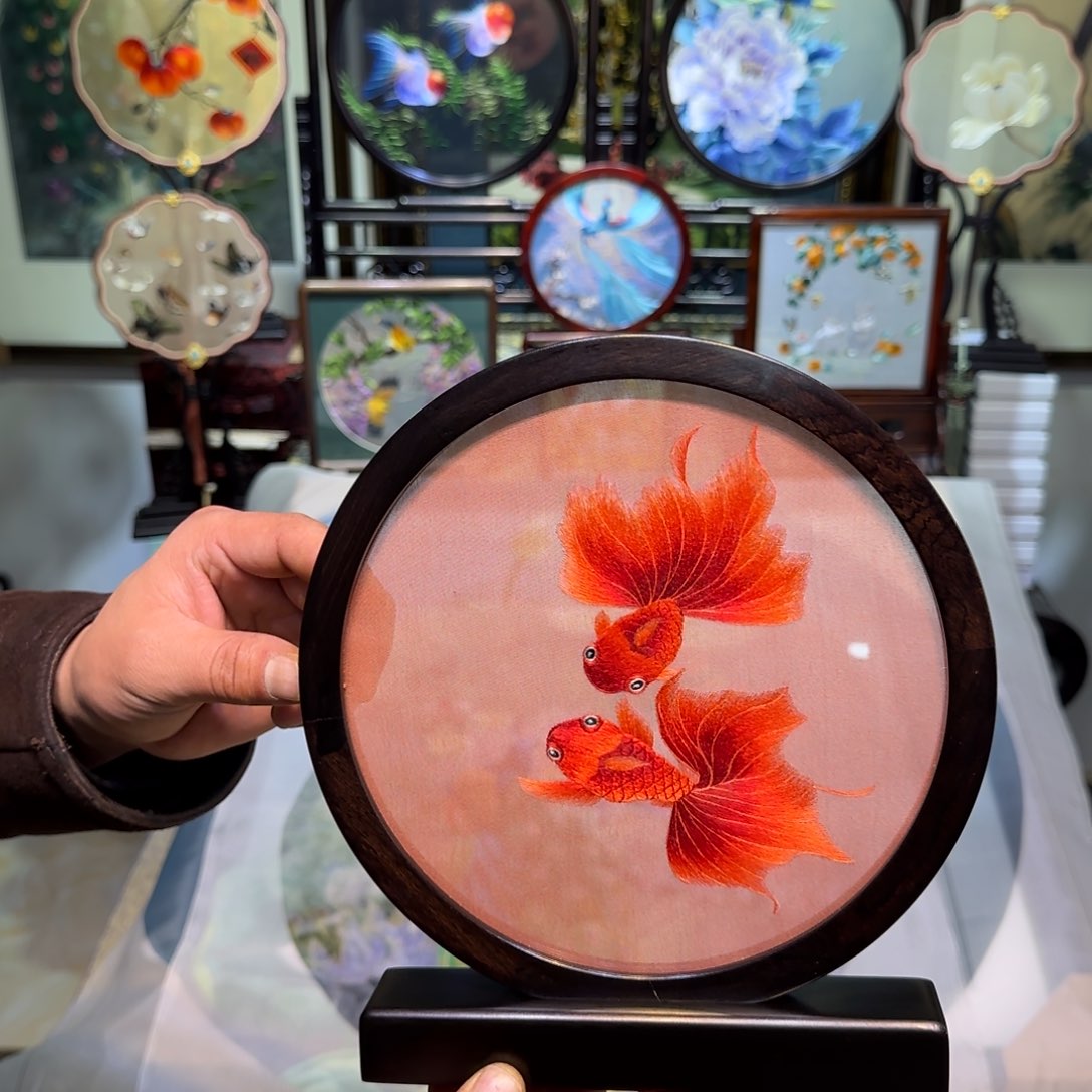 刺绣刺绣工艺精湛