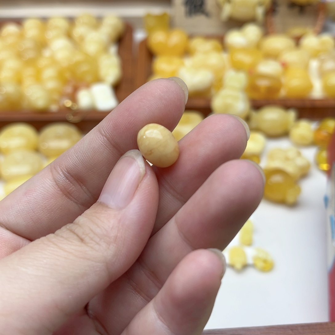 未镶嵌蜜蜡裸石天然