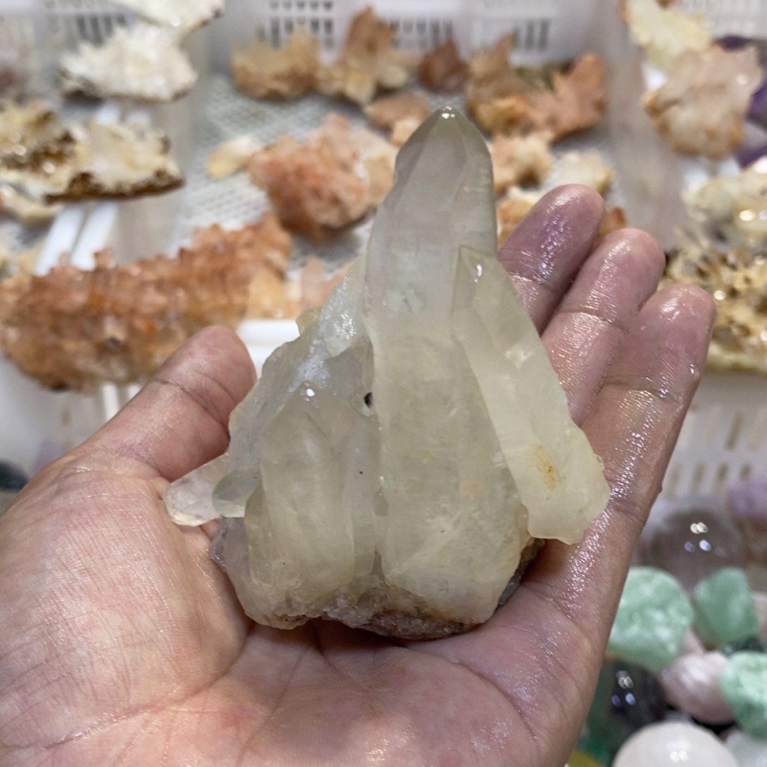 未镶嵌珠宝半成品水晶