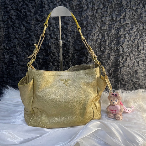95新 Prada/普拉达 普拉达金色中号金角大王单肩手提包