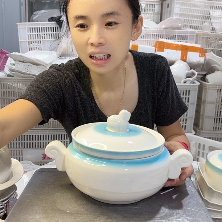 碟一个狮子头蓝色微瑕………