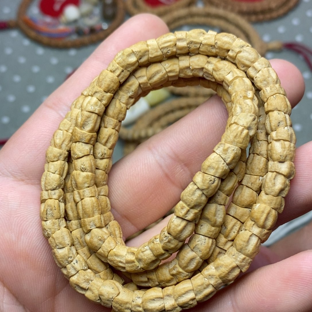 柏香籽/百香籽吊坠手作热振黄油皮多棱顺大肠6.6左右