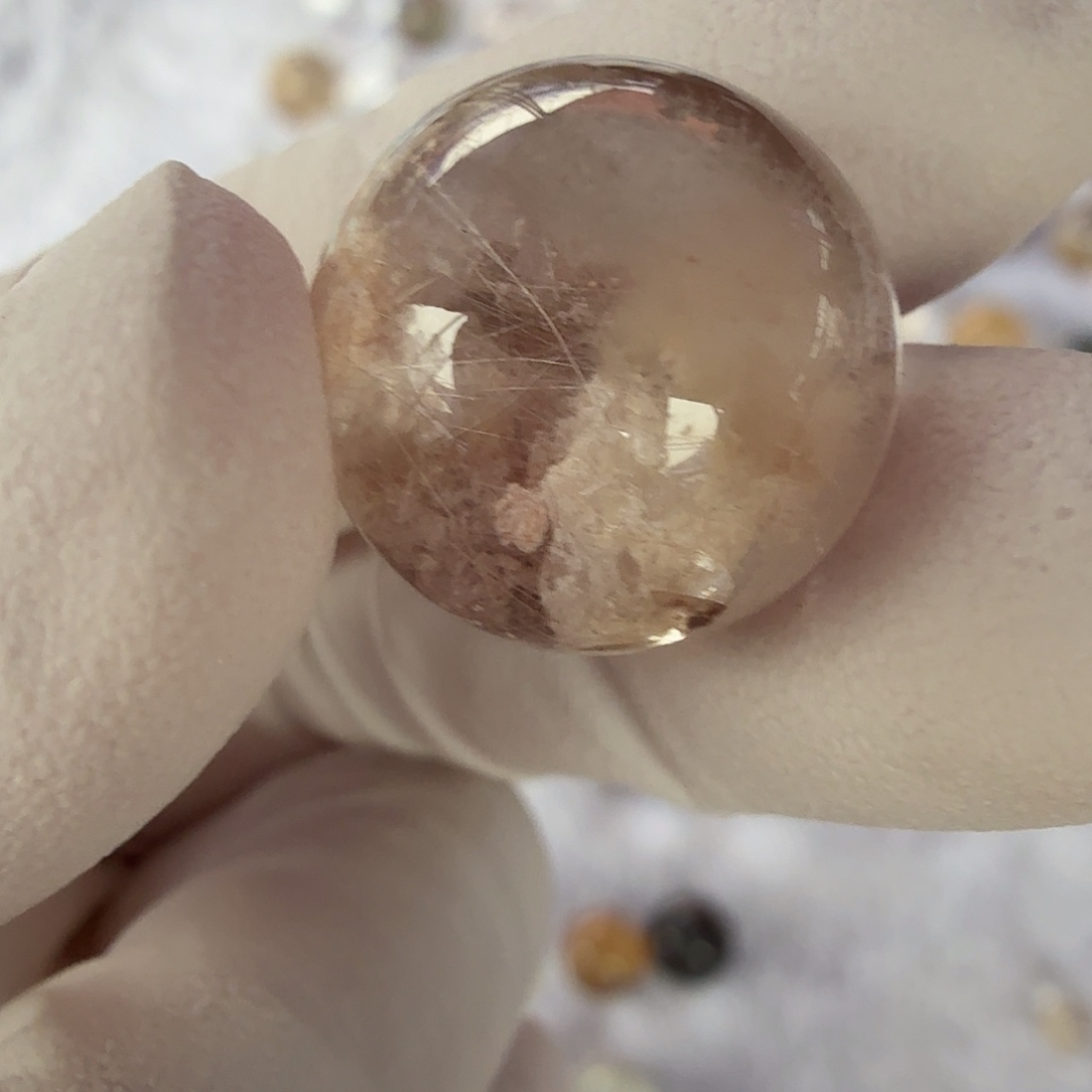 熙***.珠宝半成品水晶未镶嵌幽灵穿发15mm定制不退换