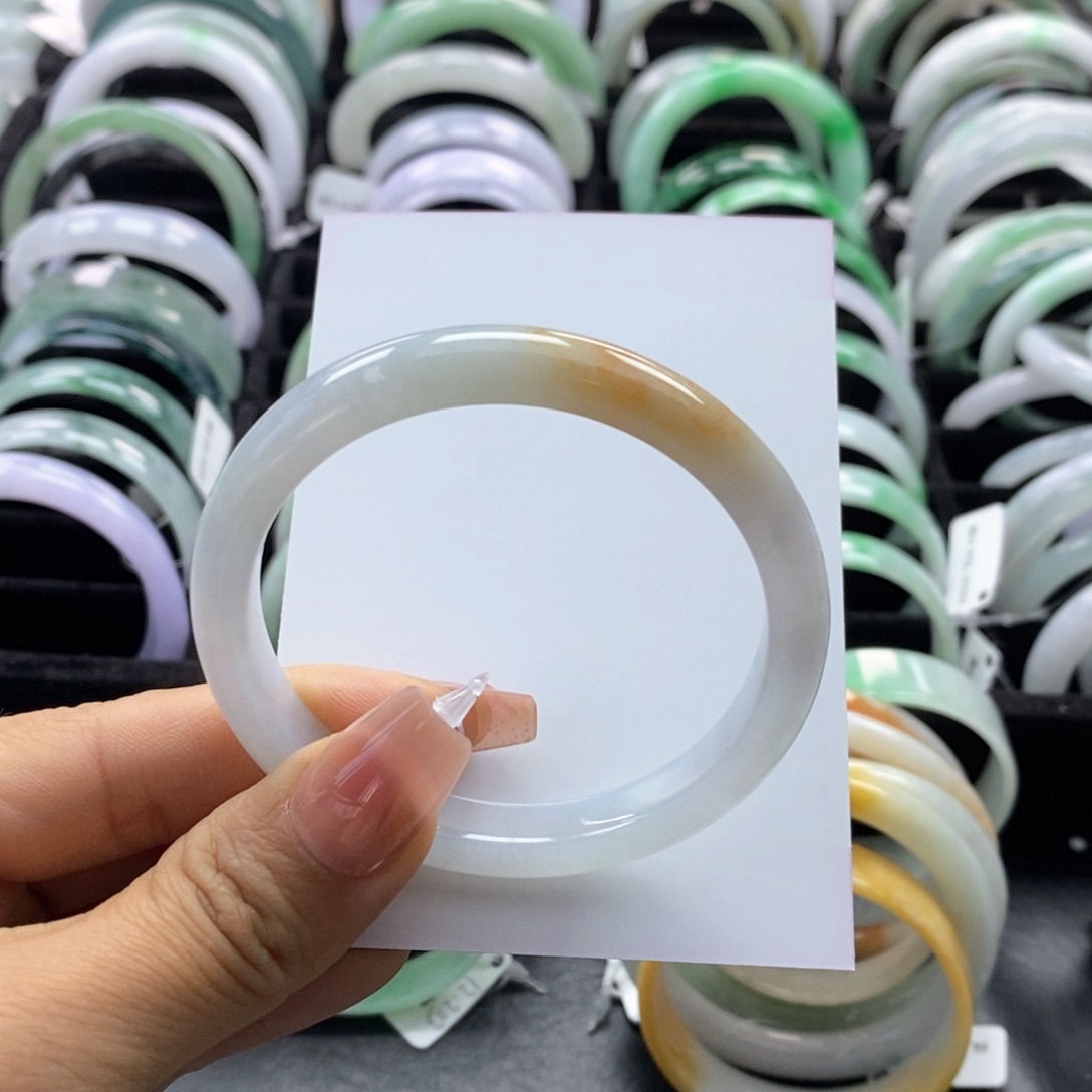 翡翠手镯未镶嵌思*正圈54