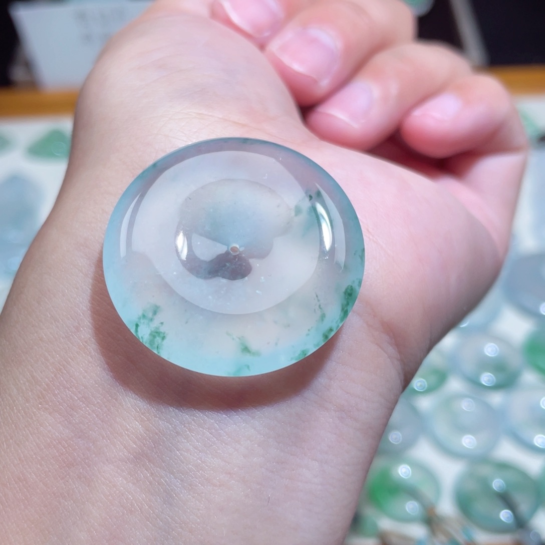 颈饰未镶嵌翡翠扣子