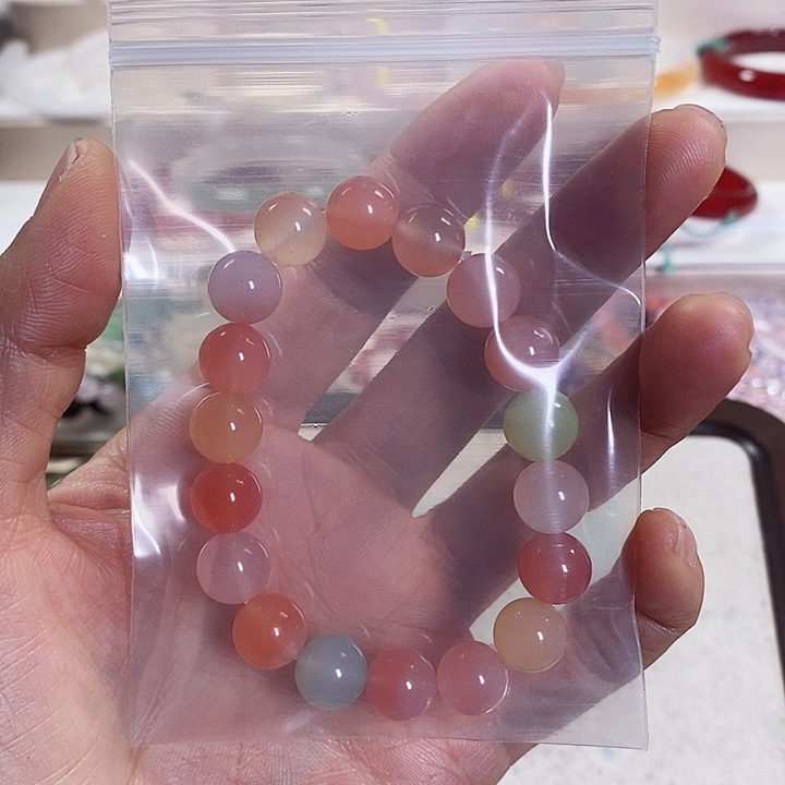 无****玛瑙/玉髓未镶嵌手链