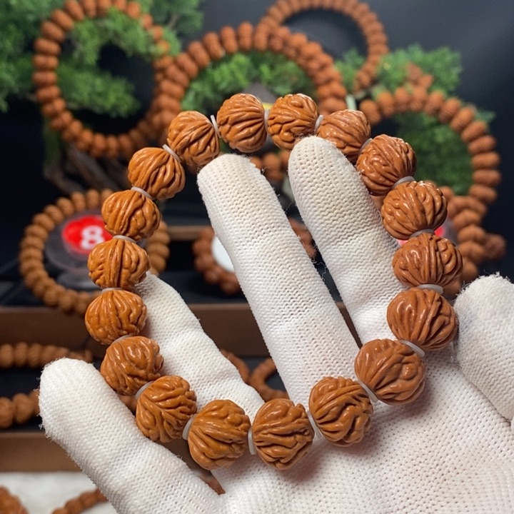 桃核吊坠秦岭龙纹